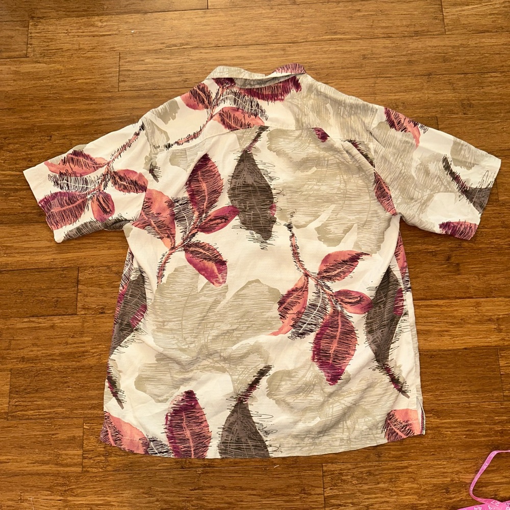 Men’s Tommy Bahama Floral Silk Shirt Size Large - Picture 5 of 5
